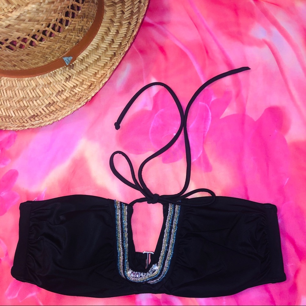 VICTORIA’S SECRET Multi Use Top - Picture 3 of 5